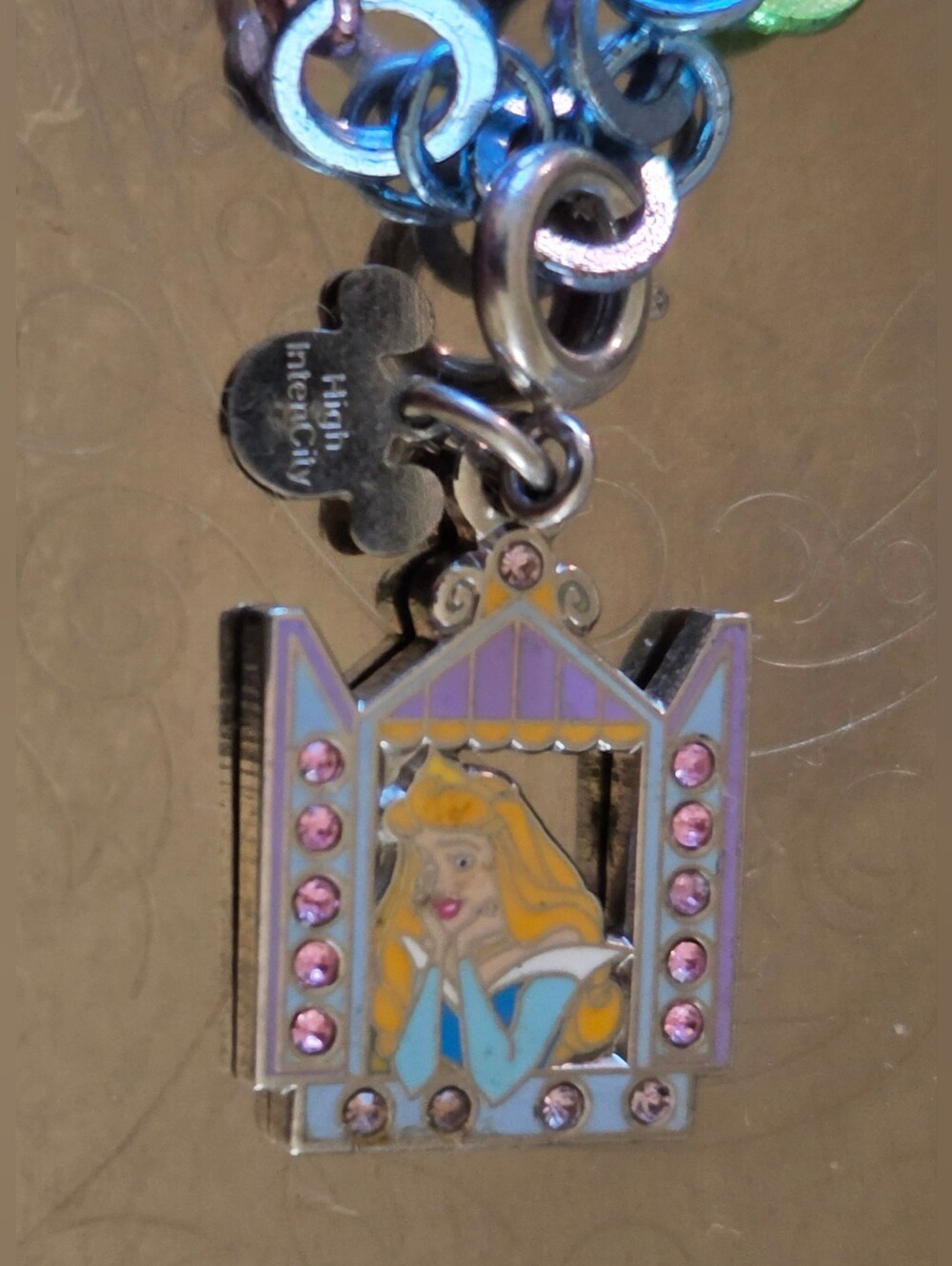 VTG Charm It! Disney Princess Aurora Rainbow Link Charm Bracelet High IntenCity - Picture 5 of 6